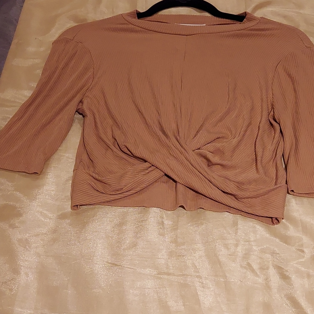 NWT Cropped Top